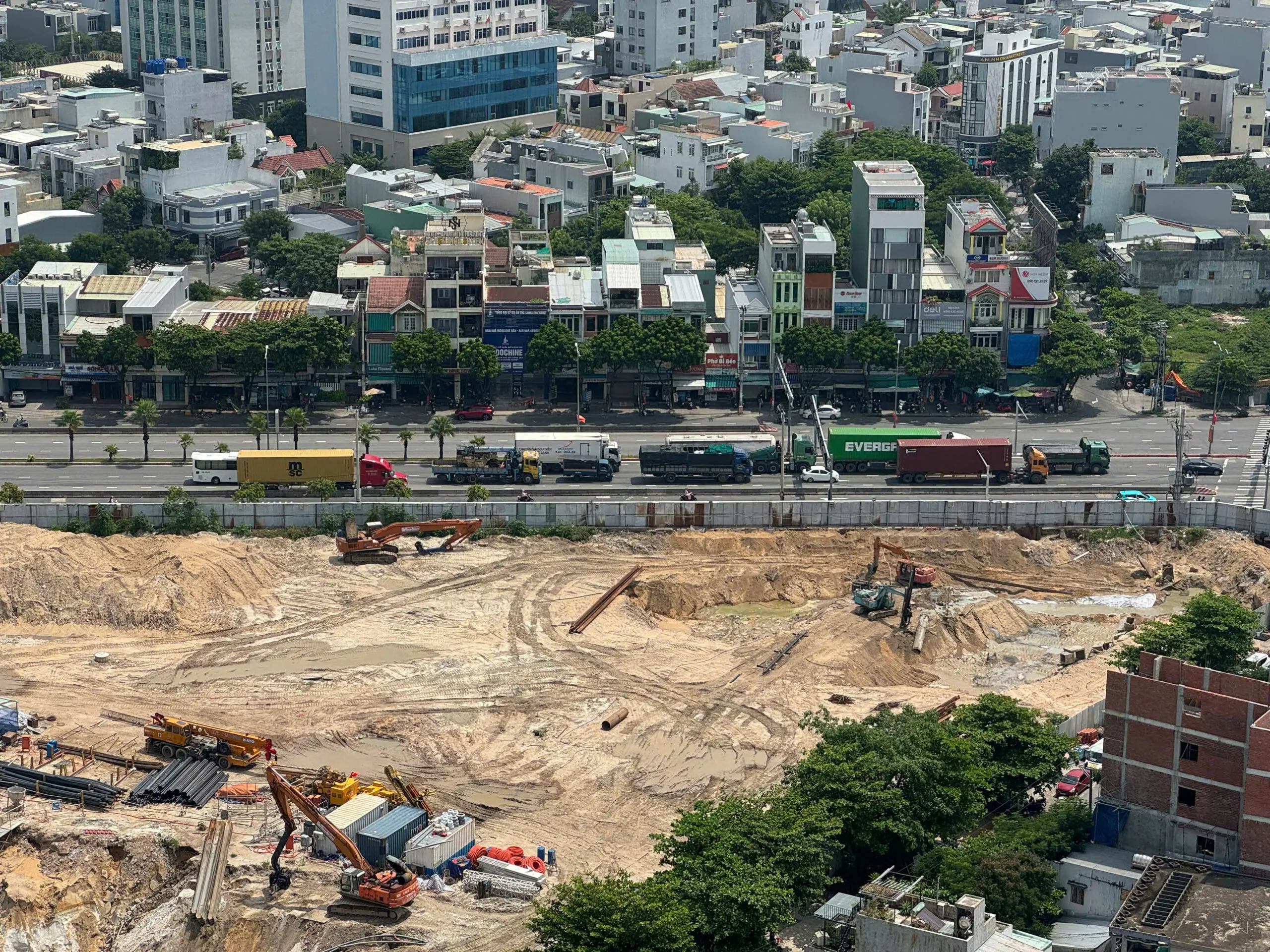 Ảnh chụp thực tế tiến độ thi công dự án căn hộ cao cấp Capital Square Đà Nẵng tháng 9/2025 (4)