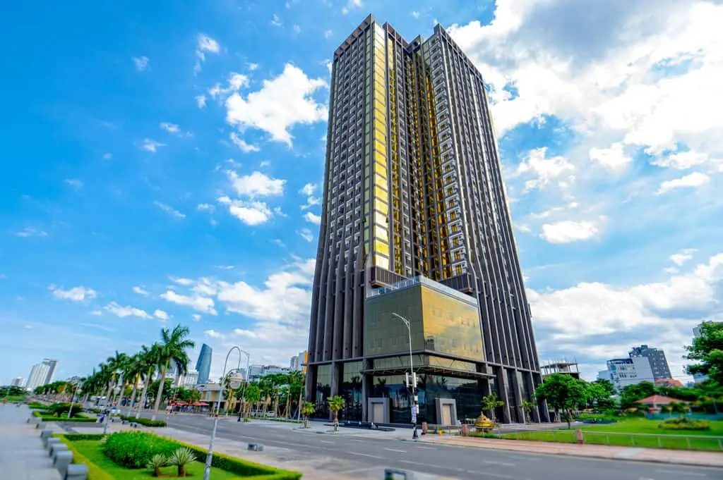 Chung cư tầm trung SAM Towers