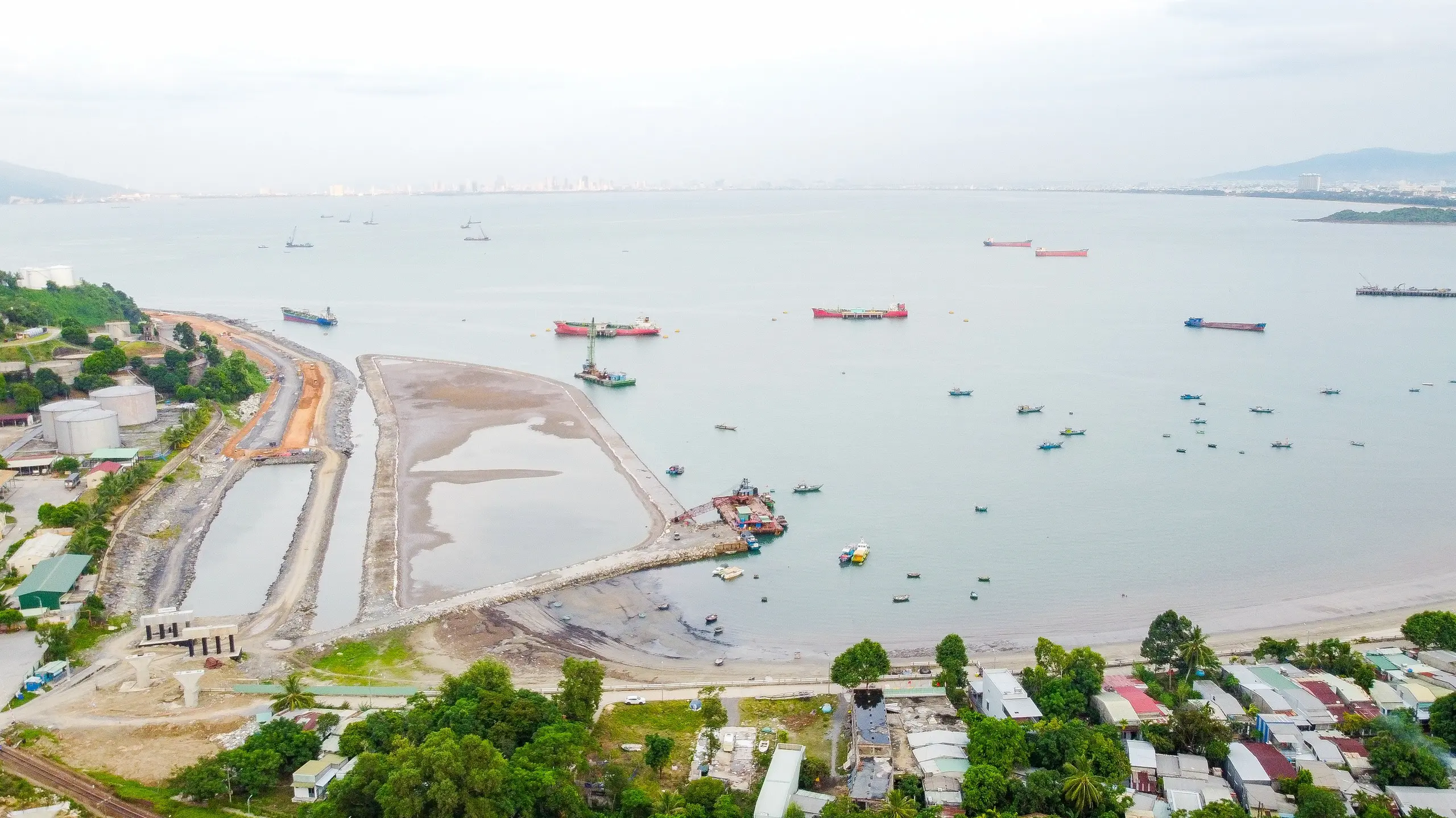 Khu thương mại tự do gắn liền với cảng Liên Chiểu