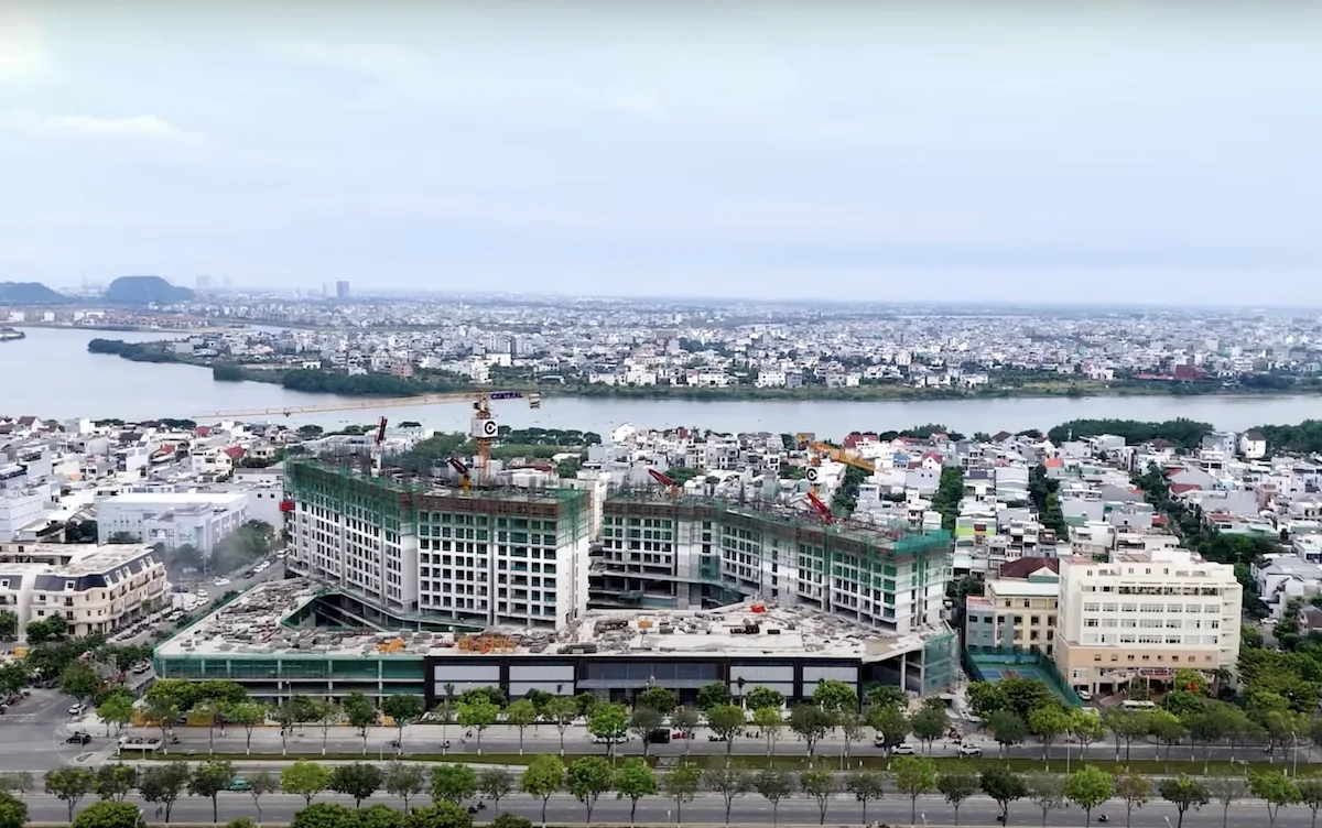 TOWER B đang hoàn thiện