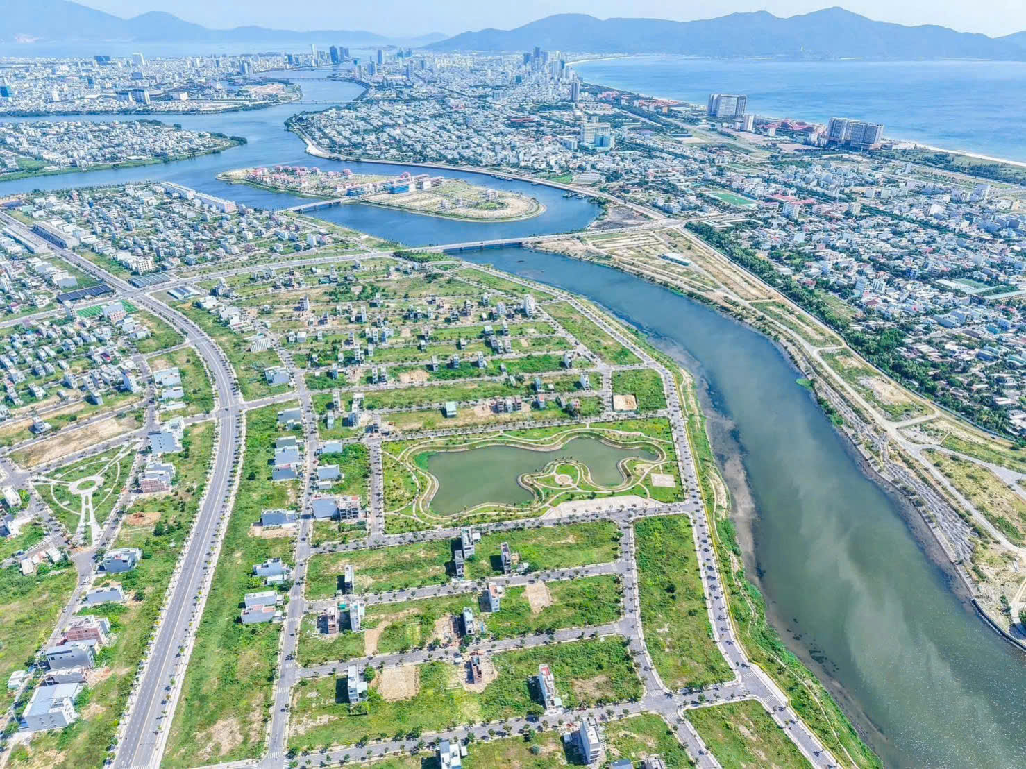 Đất nền đăng tăng trưởng mạnh trong thời điểm Nga viết bài phân tích này tại Đà Nẵng