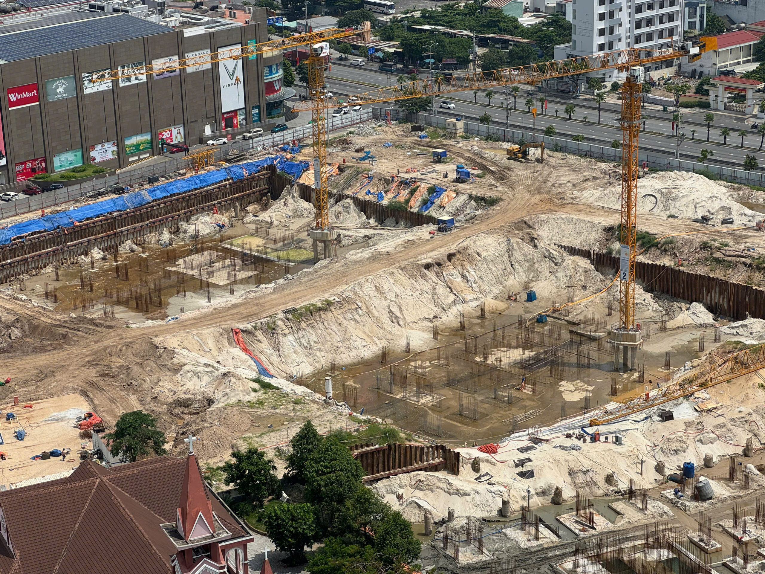 Ảnh chụp thực tế tiến độ thi công dự án căn hộ cao cấp Capital Square Đà Nẵng tháng 9/2025 (3)