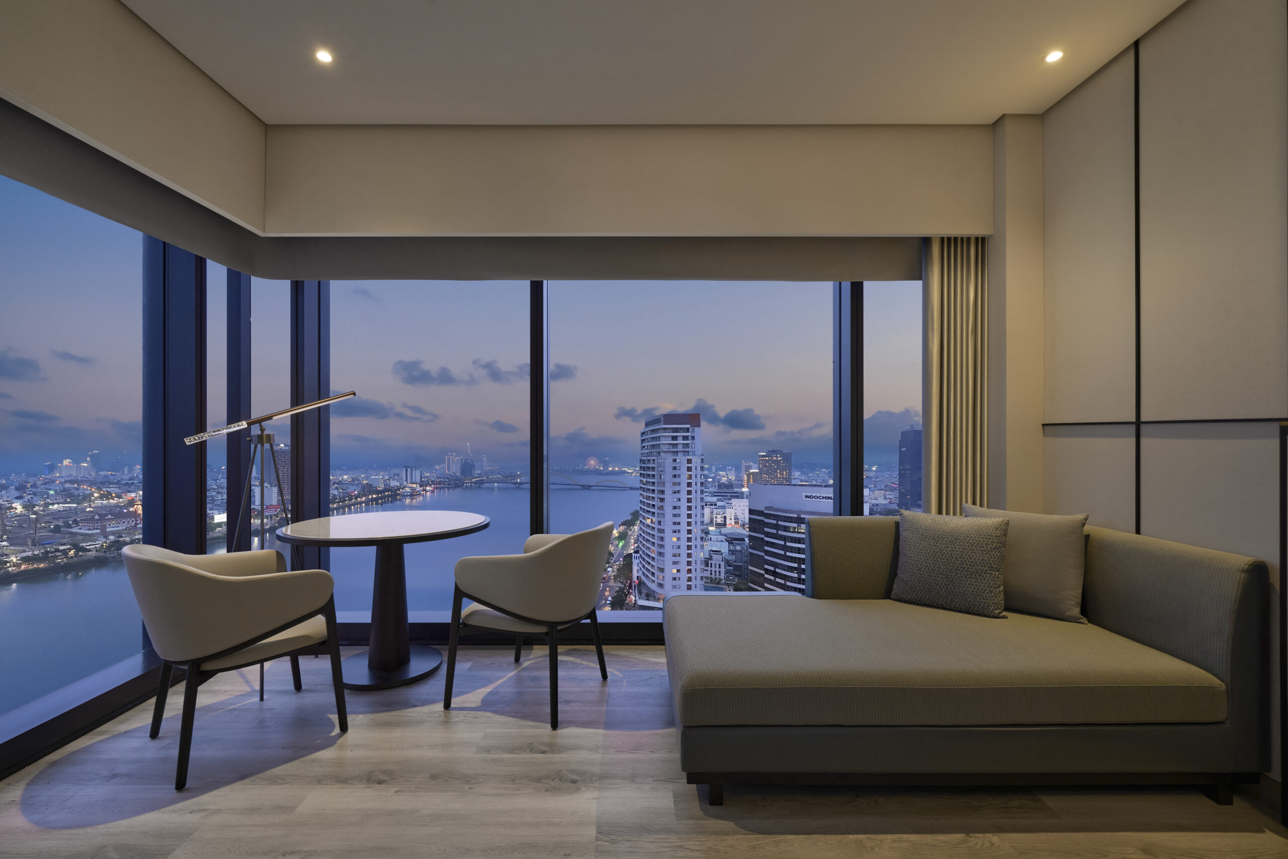 DADCY - Executive Corner River View - Sofa view